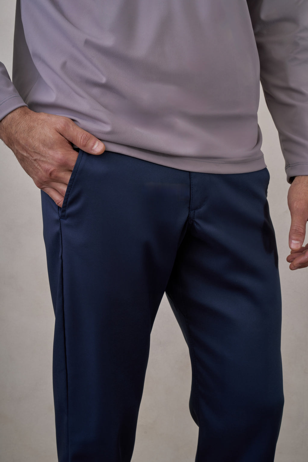 Pantalón azul cómodo para hombre