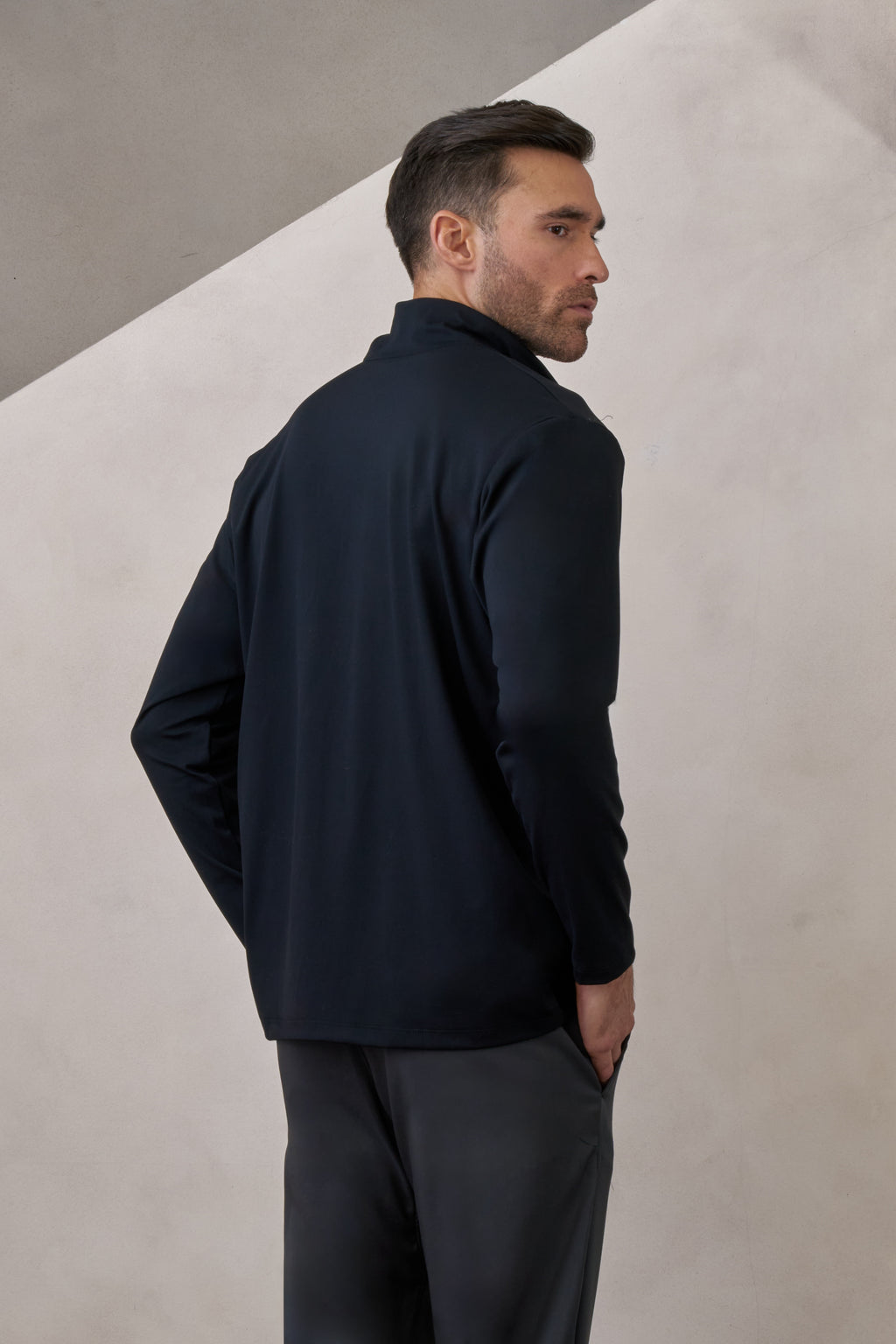 sudadera zipup negra deportiva para hombre