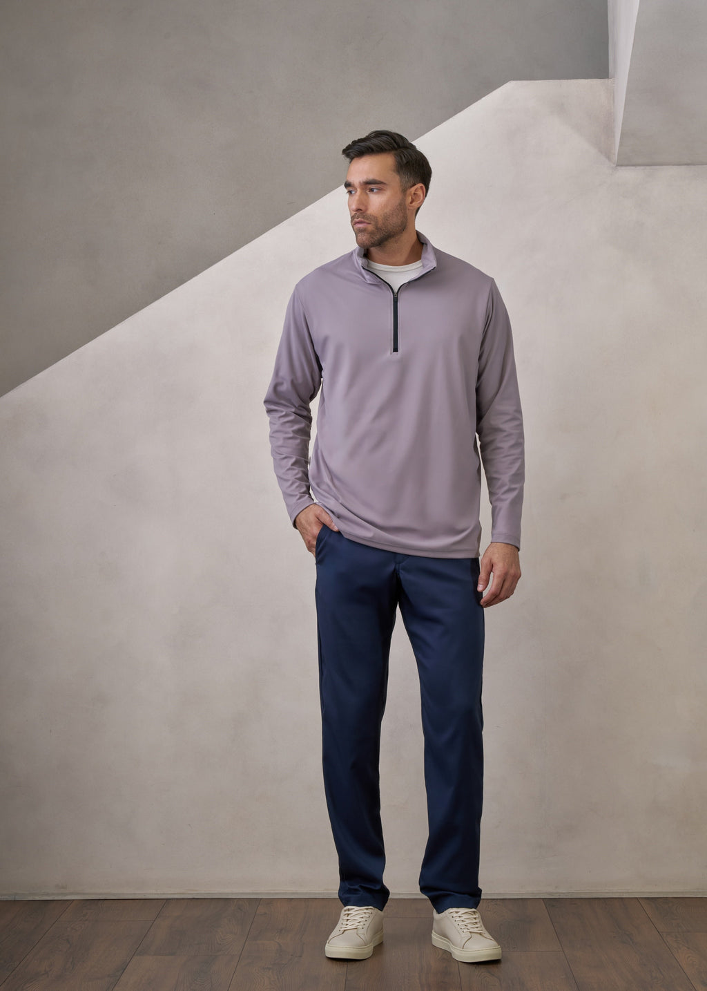 outfit de sudadera zipup gris para hombre