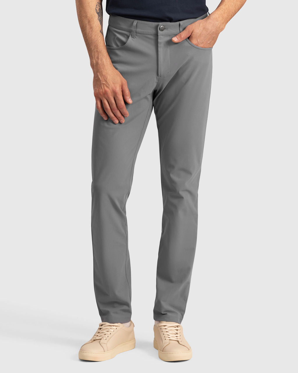All-Day Pants Gris Vapor para hombre - vista frontal